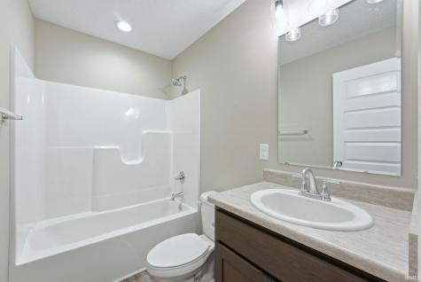 10926 Carob Thorn Trail Roanoke IN 46783
