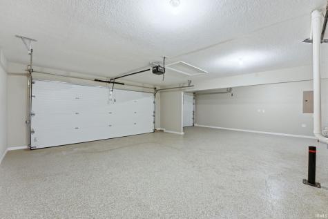 10926 Carob Thorn Trail Roanoke IN 46783
