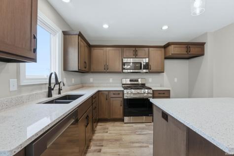 10926 Carob Thorn Trail Roanoke IN 46783