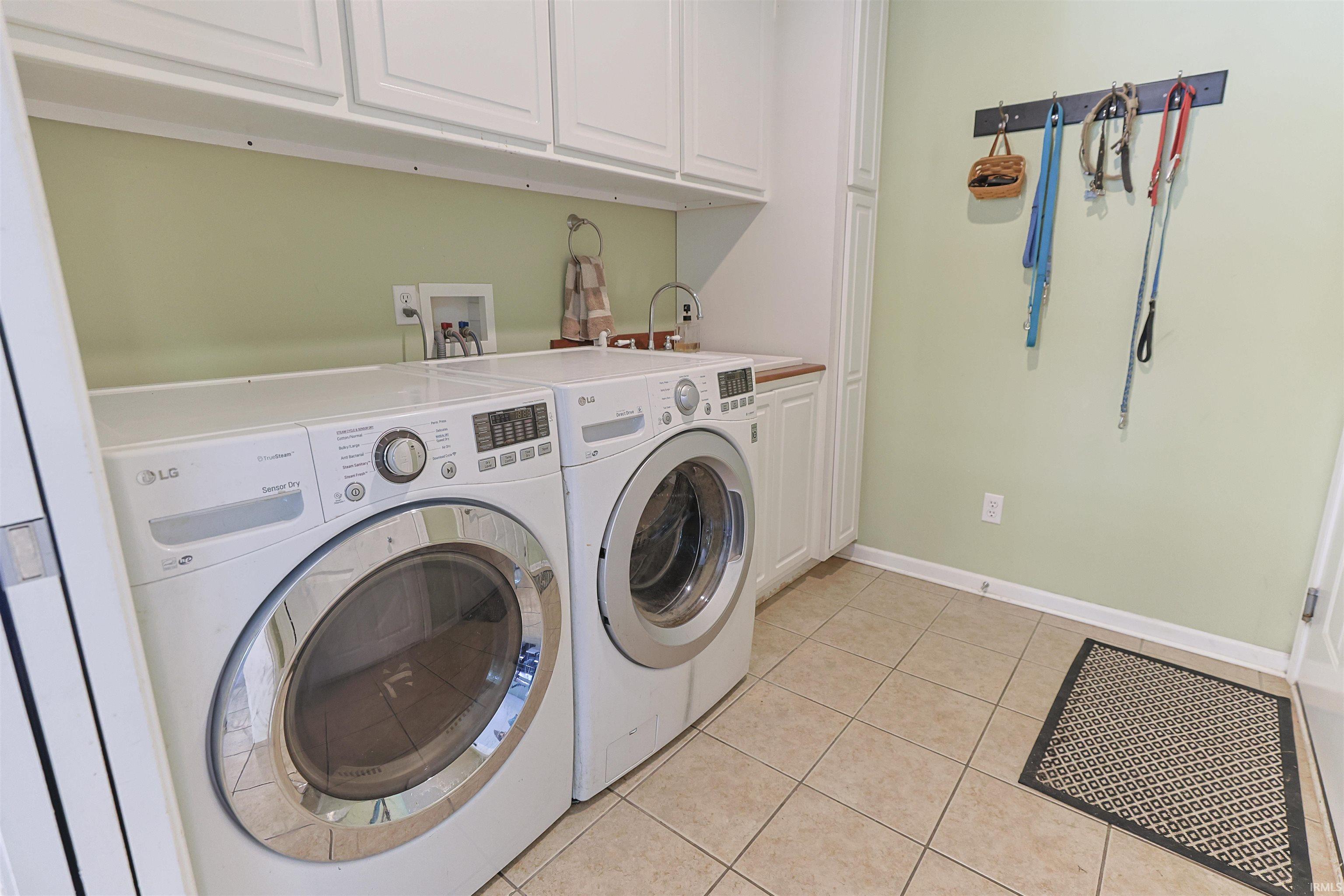 29553 Lakefield Court Elkhart IN 46514