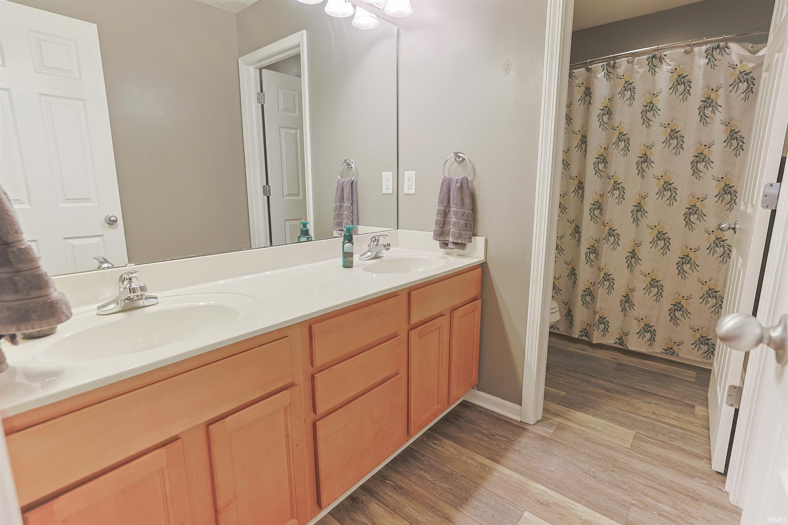 29553 Lakefield Court Elkhart IN 46514