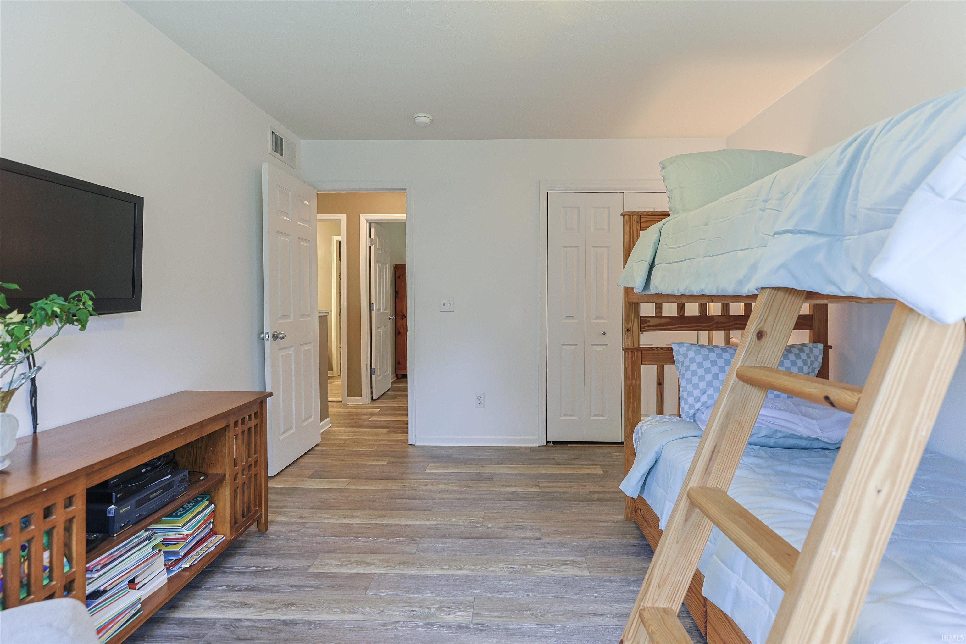 29553 Lakefield Court Elkhart IN 46514