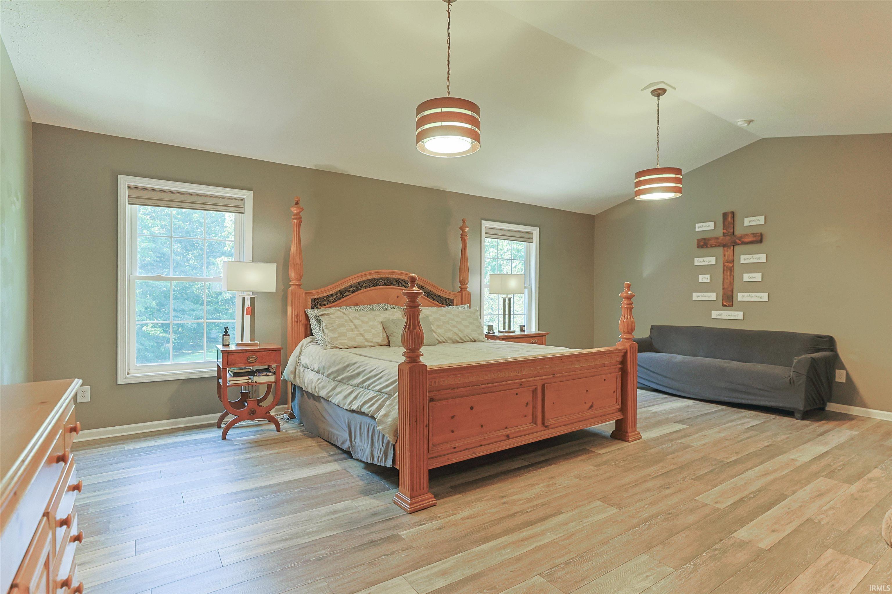 29553 Lakefield Court Elkhart IN 46514