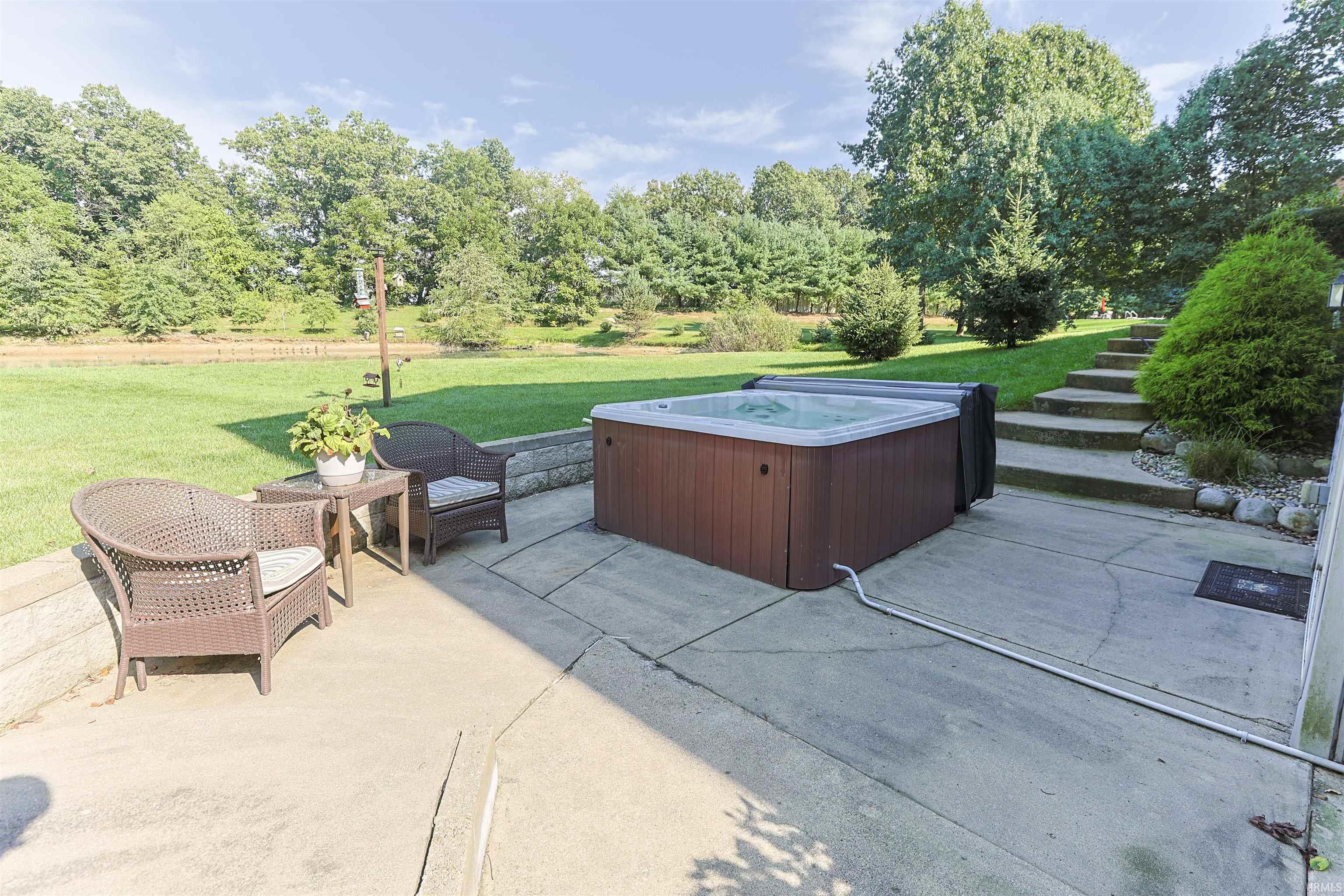 29553 Lakefield Court Elkhart IN 46514