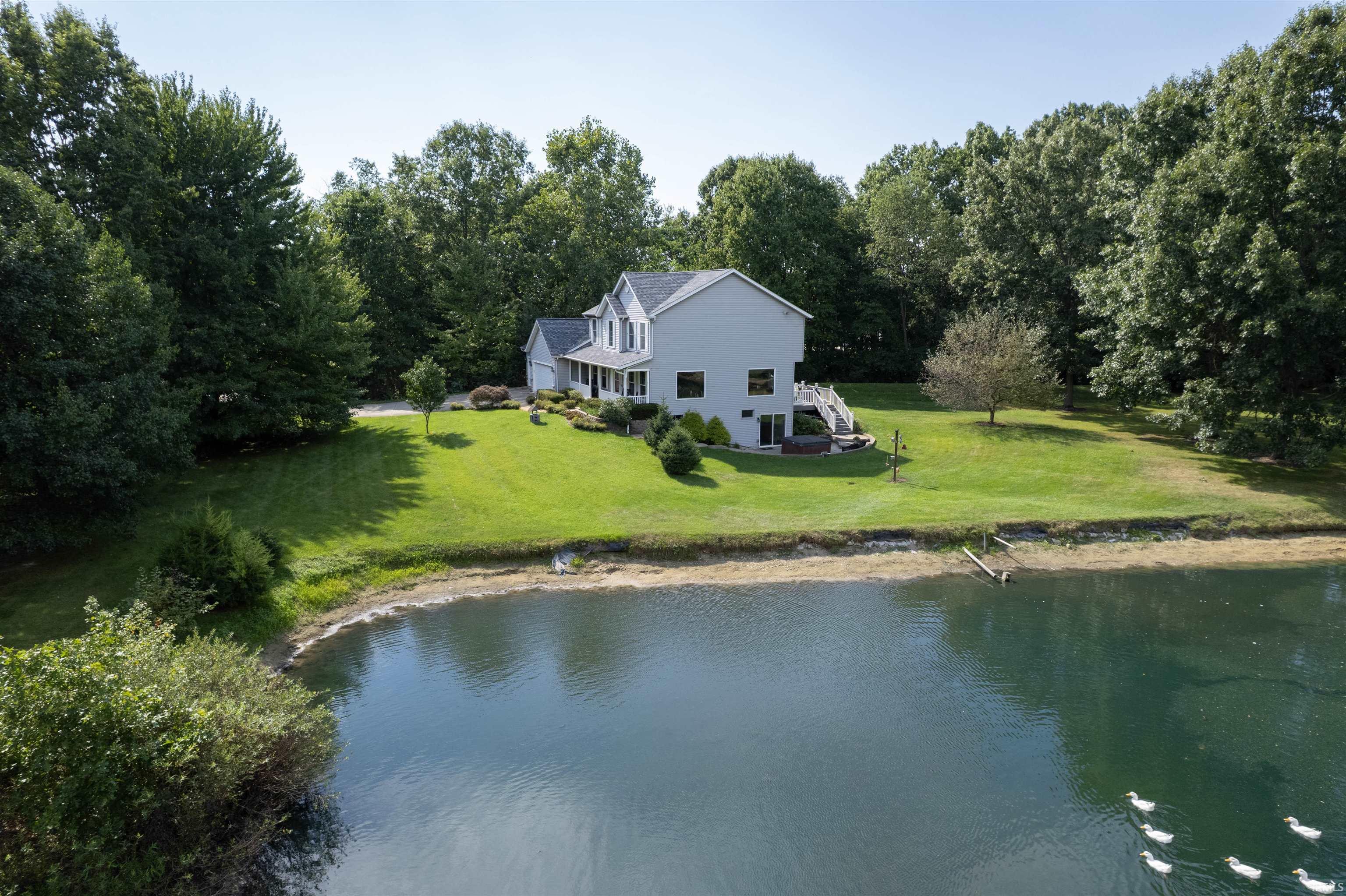 29553 Lakefield Court Elkhart IN 46514