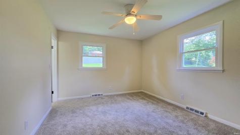 5608 Winston Road Evansville IN 47710