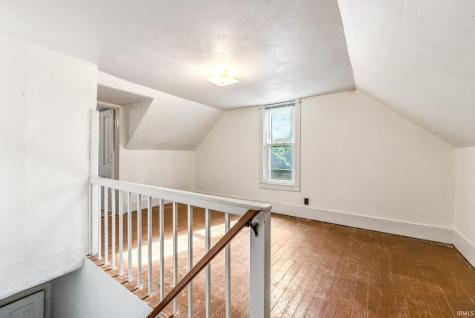 907 E 2nd Street Ext Street North Manchester IN 46962