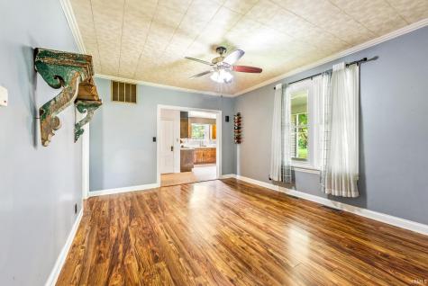 907 E 2nd Street Ext Street North Manchester IN 46962