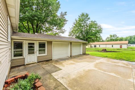 907 E 2nd Street Ext Street North Manchester IN 46962