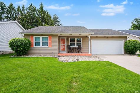 1960 Greenock Drive South Bend IN 46614