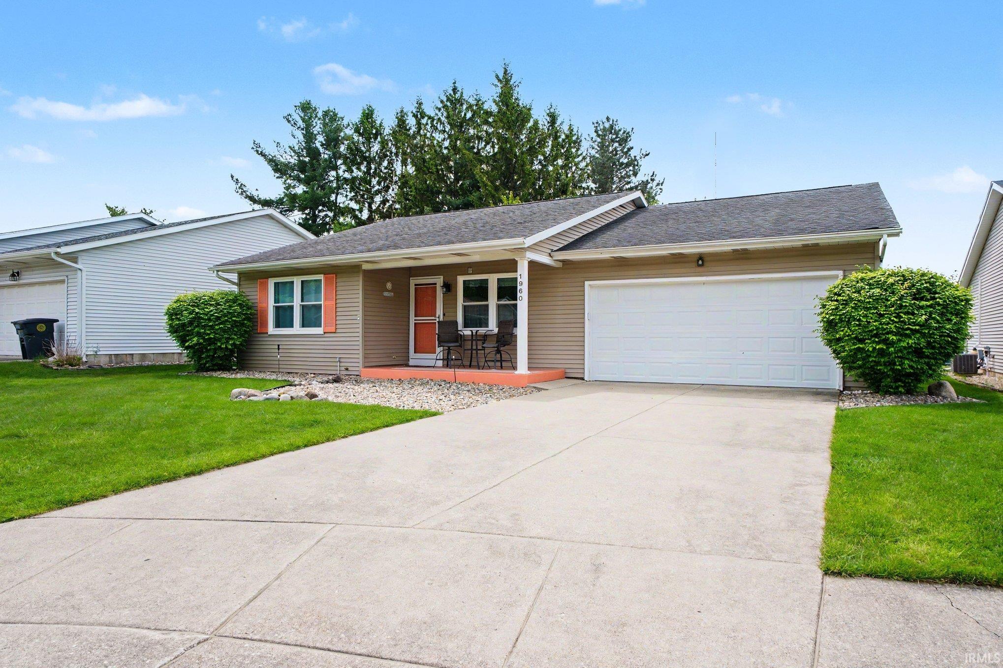 1960 Greenock Drive South Bend IN 46614