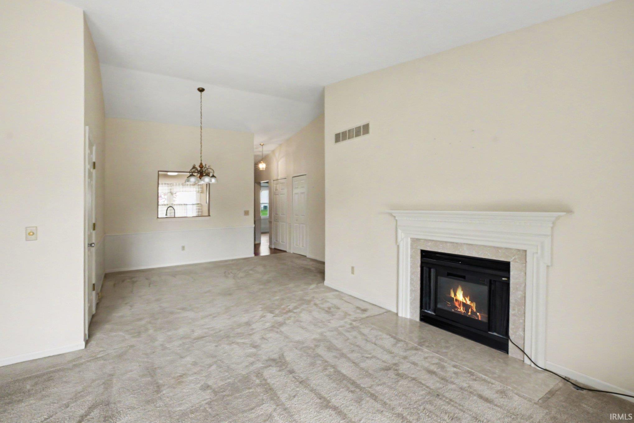 1960 Greenock Drive South Bend IN 46614