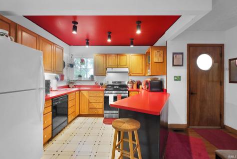 108 Gun Club Road Mitchell IN 47446