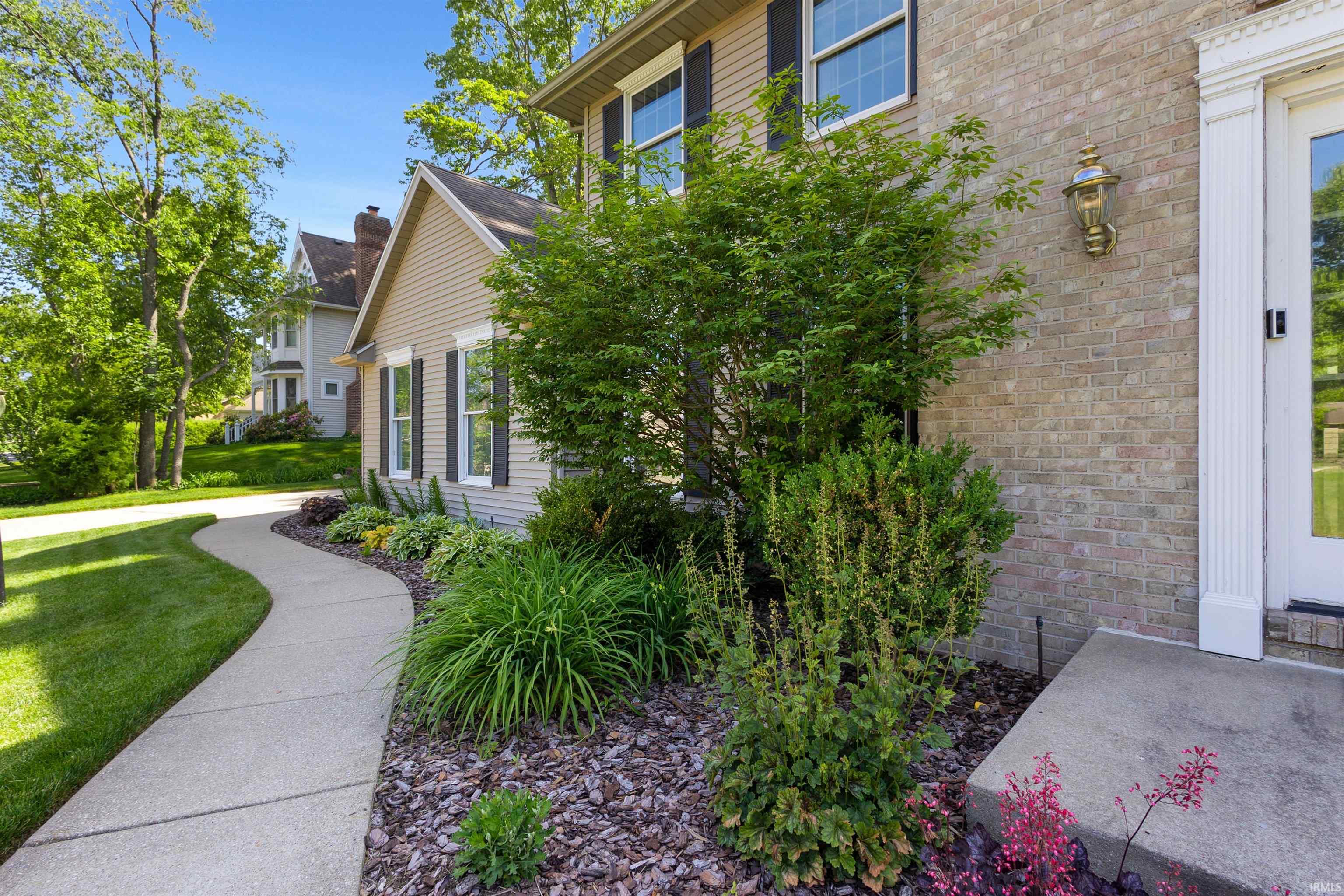 52630 Willow Bend Drive Granger IN 46530