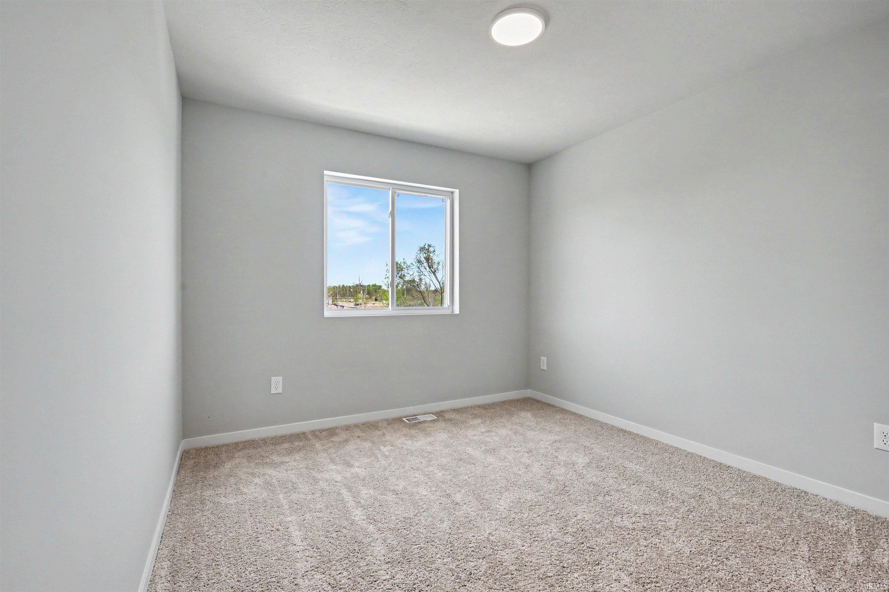 676 N Paradise Drive Rochester IN 46975