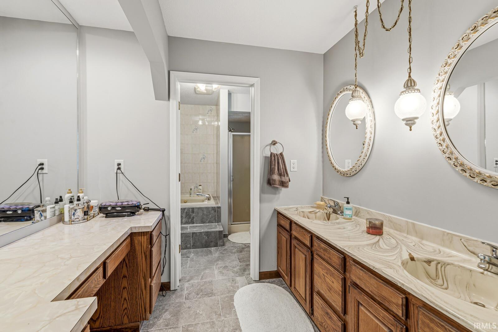 59965 Valley View Trail Osceola IN 46561