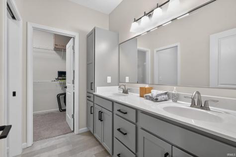 926 Kingrail Drive West Lafayette IN 47906