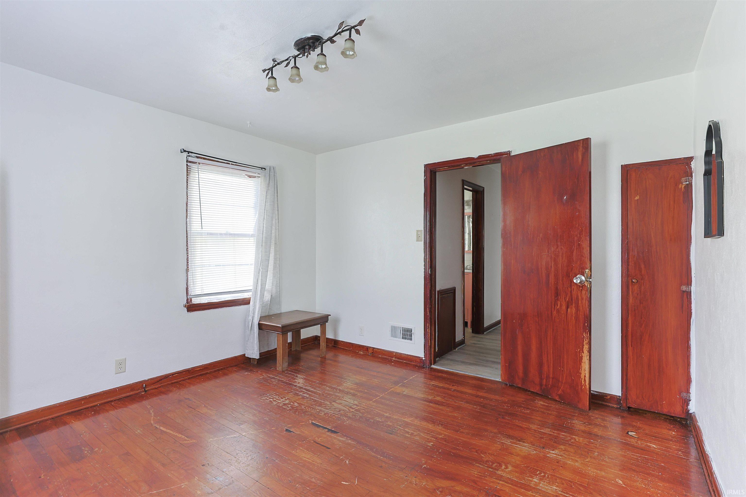 1850 Johnson Street South Bend IN 46628
