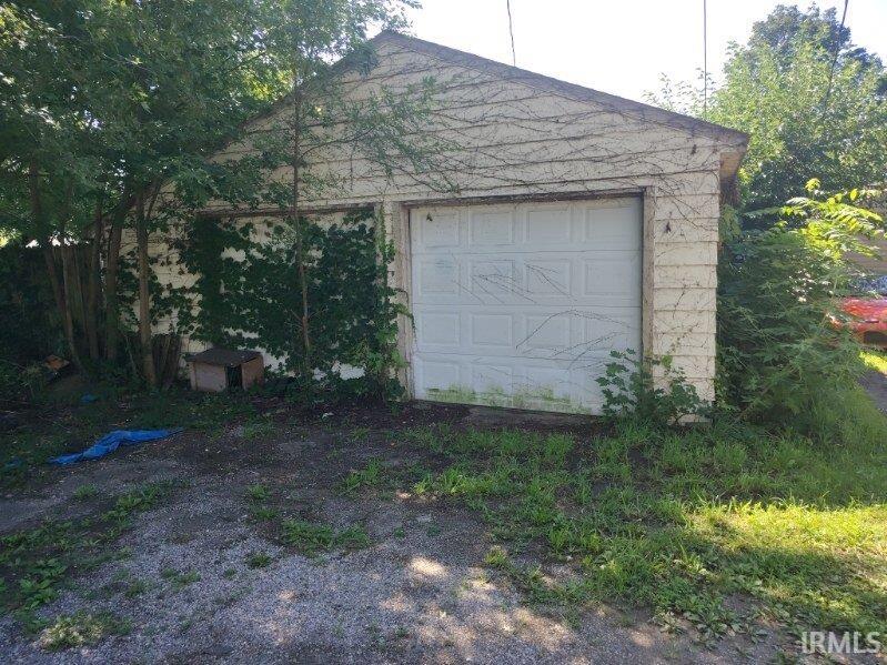 132 Floyd Street Elkhart IN 46514
