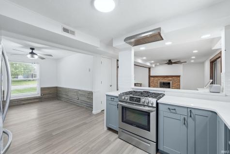 6609 Salge Drive Fort Wayne IN 46835