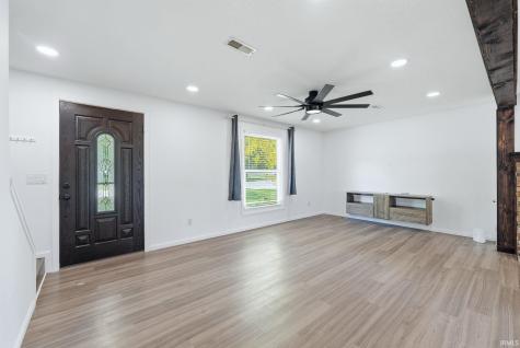 6609 Salge Drive Fort Wayne IN 46835