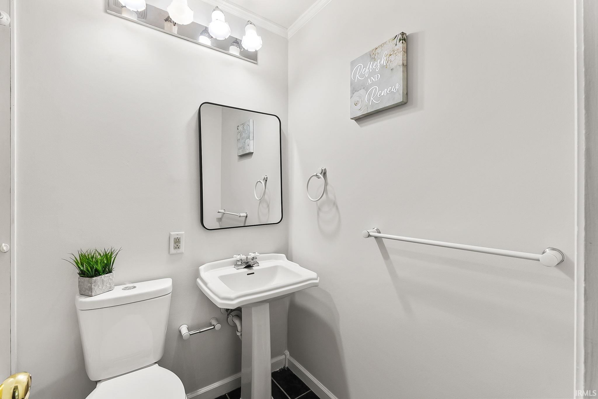 25787 Meadow Oak Lane Elkhart IN 46514