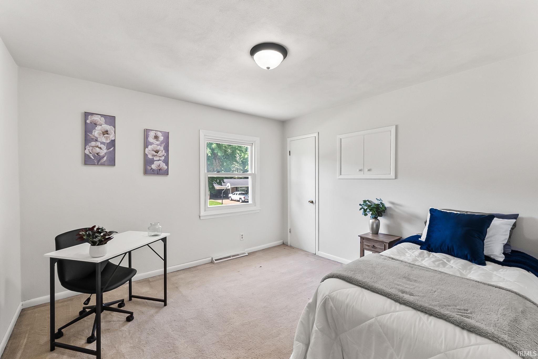 25787 Meadow Oak Lane Elkhart IN 46514