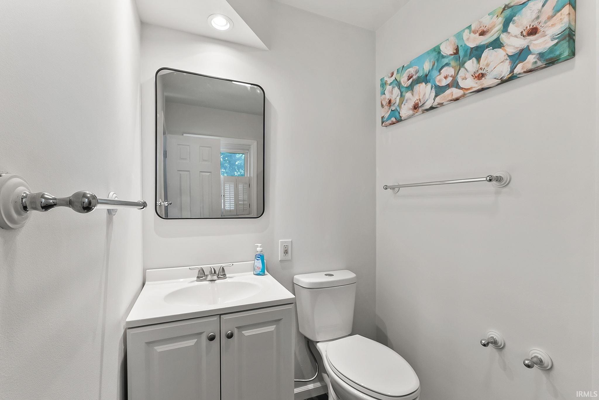 25787 Meadow Oak Lane Elkhart IN 46514