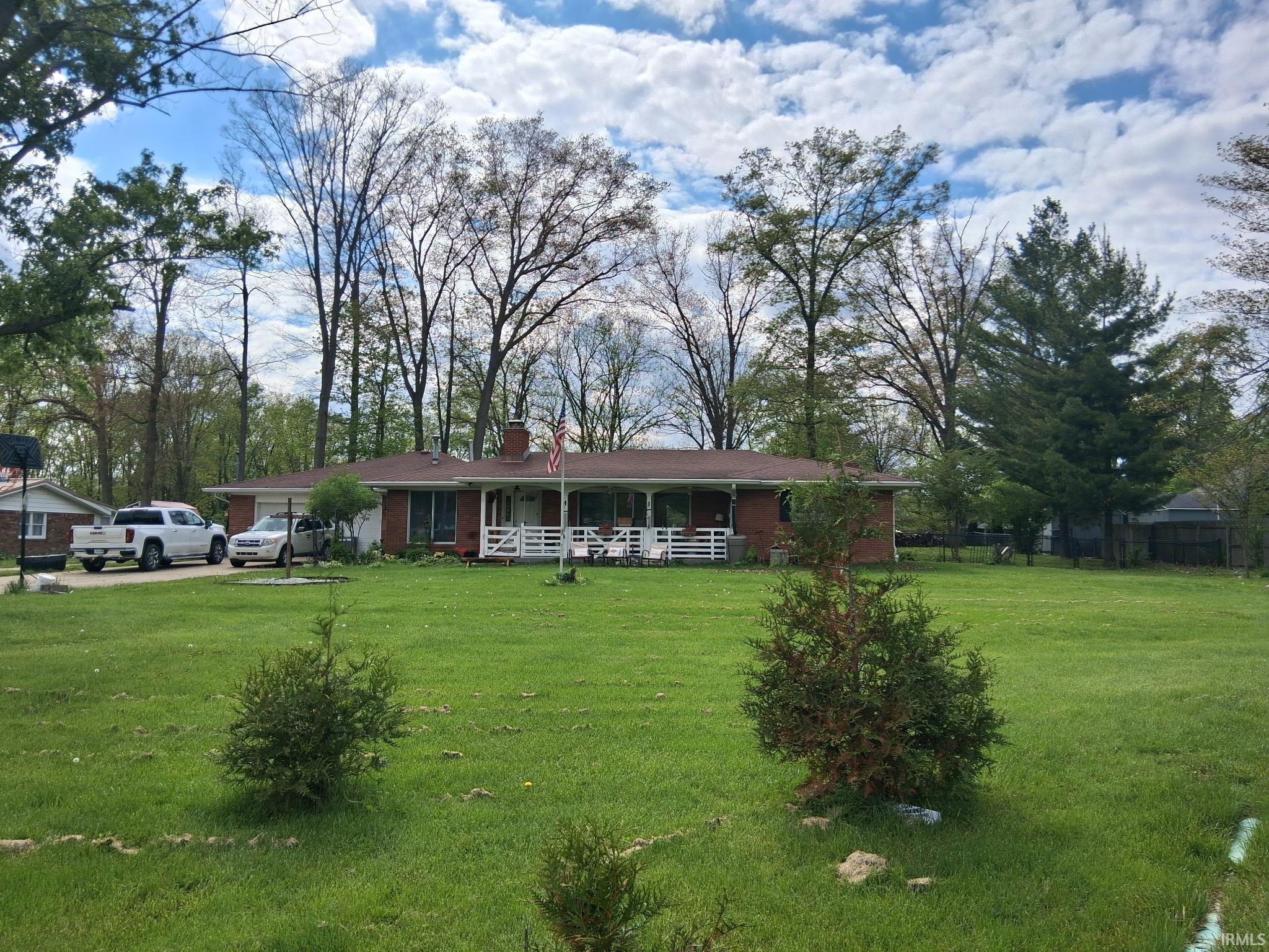 27 N Scatterfield Road Anderson IN 46012