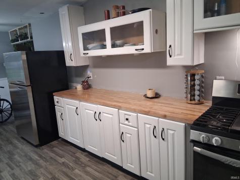 27 N Scatterfield Road Anderson IN 46012