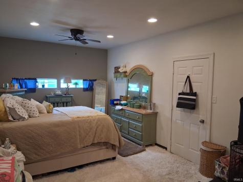 27 N Scatterfield Road Anderson IN 46012