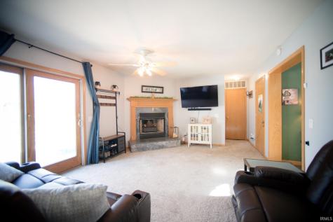 682 E Pr Rd 265 N Sullivan IN 47882