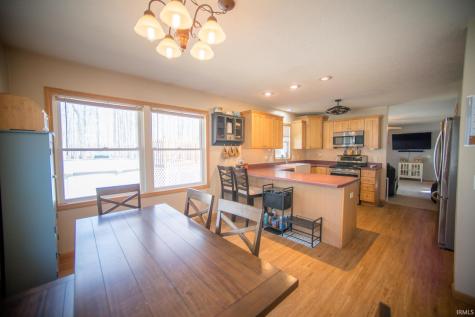 682 E Pr Rd 265 N Sullivan IN 47882