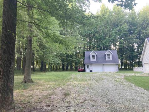 682 E Pr Rd 265 N Sullivan IN 47882