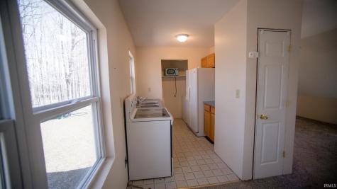 682 E Pr Rd 265 N Sullivan IN 47882