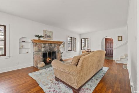 1080 Lane 210 Hamilton Lake Hamilton IN 46742