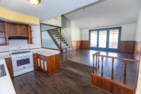 107 E Sunset Drive Bourbon IN 46504