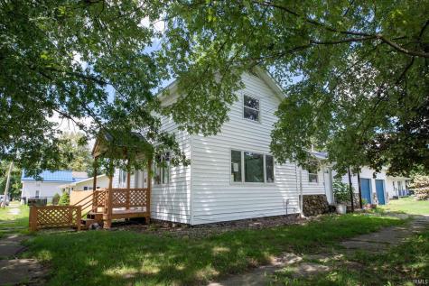 107 E Sunset Drive Bourbon IN 46504