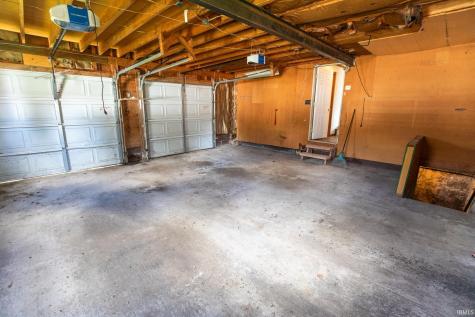 107 E Sunset Drive Bourbon IN 46504