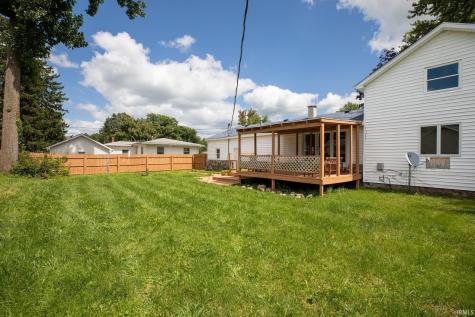 107 E Sunset Drive Bourbon IN 46504