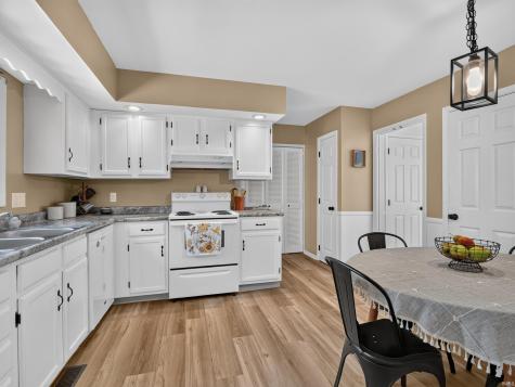 4923 Blum Drive Fort Wayne IN 46835