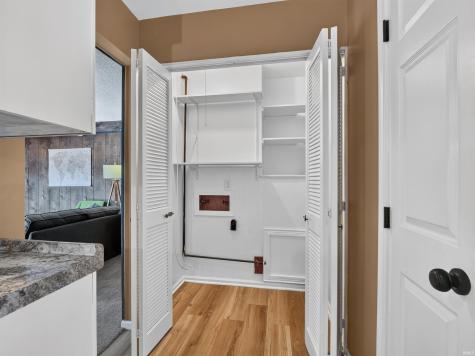4923 Blum Drive Fort Wayne IN 46835