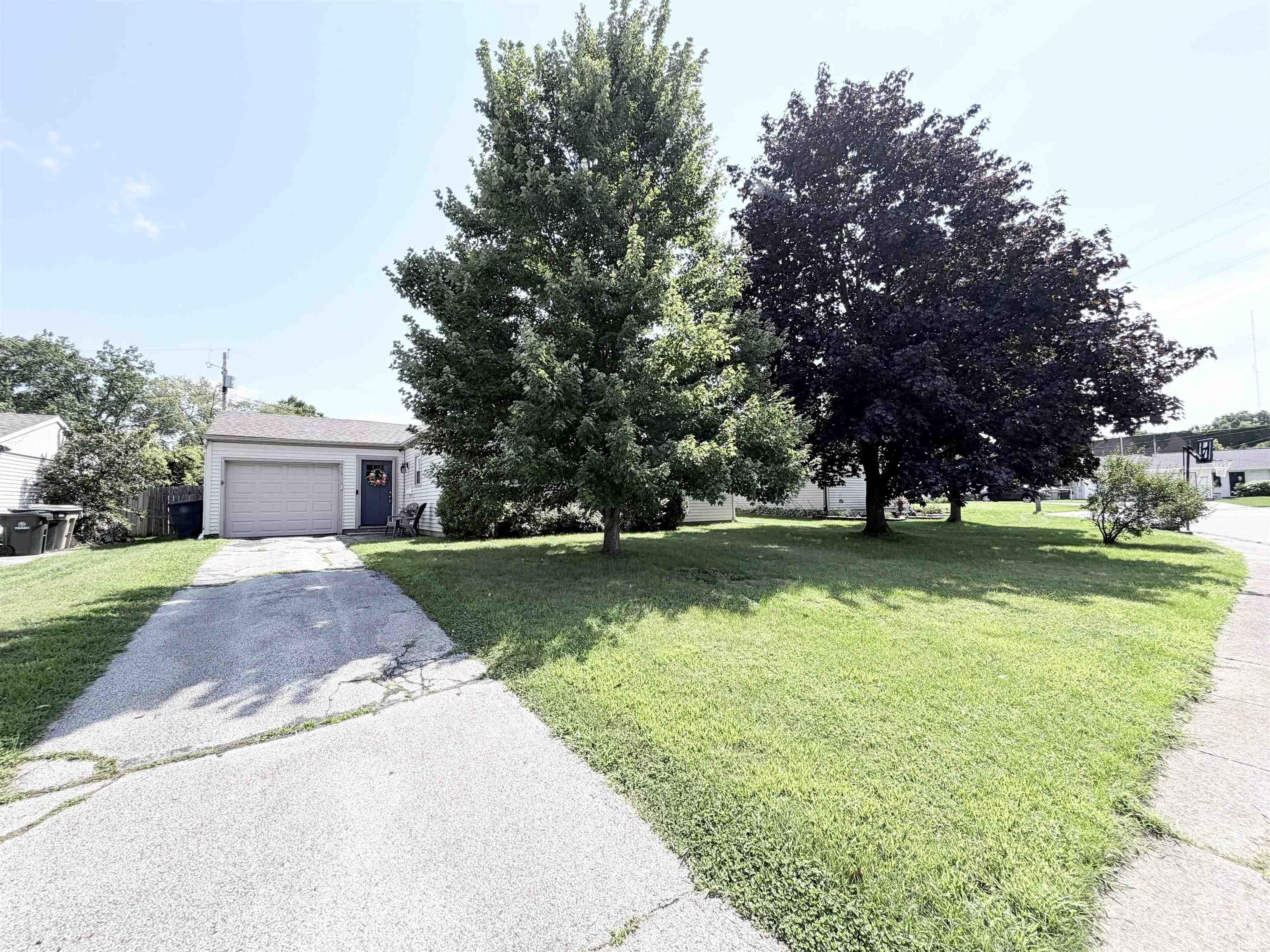 4620 Crawford Court South Bend IN 46614
