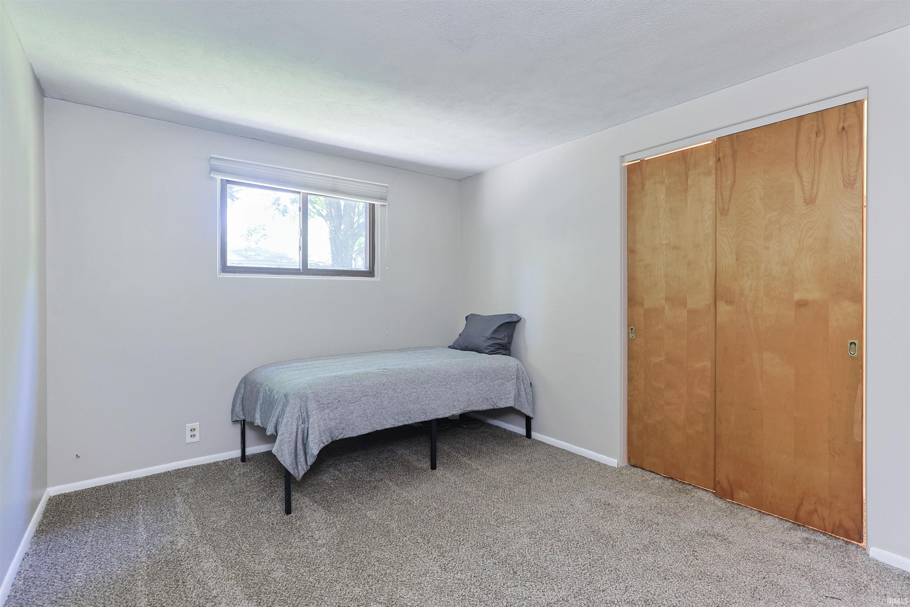 17305 Fergus Drive South Bend IN 46635