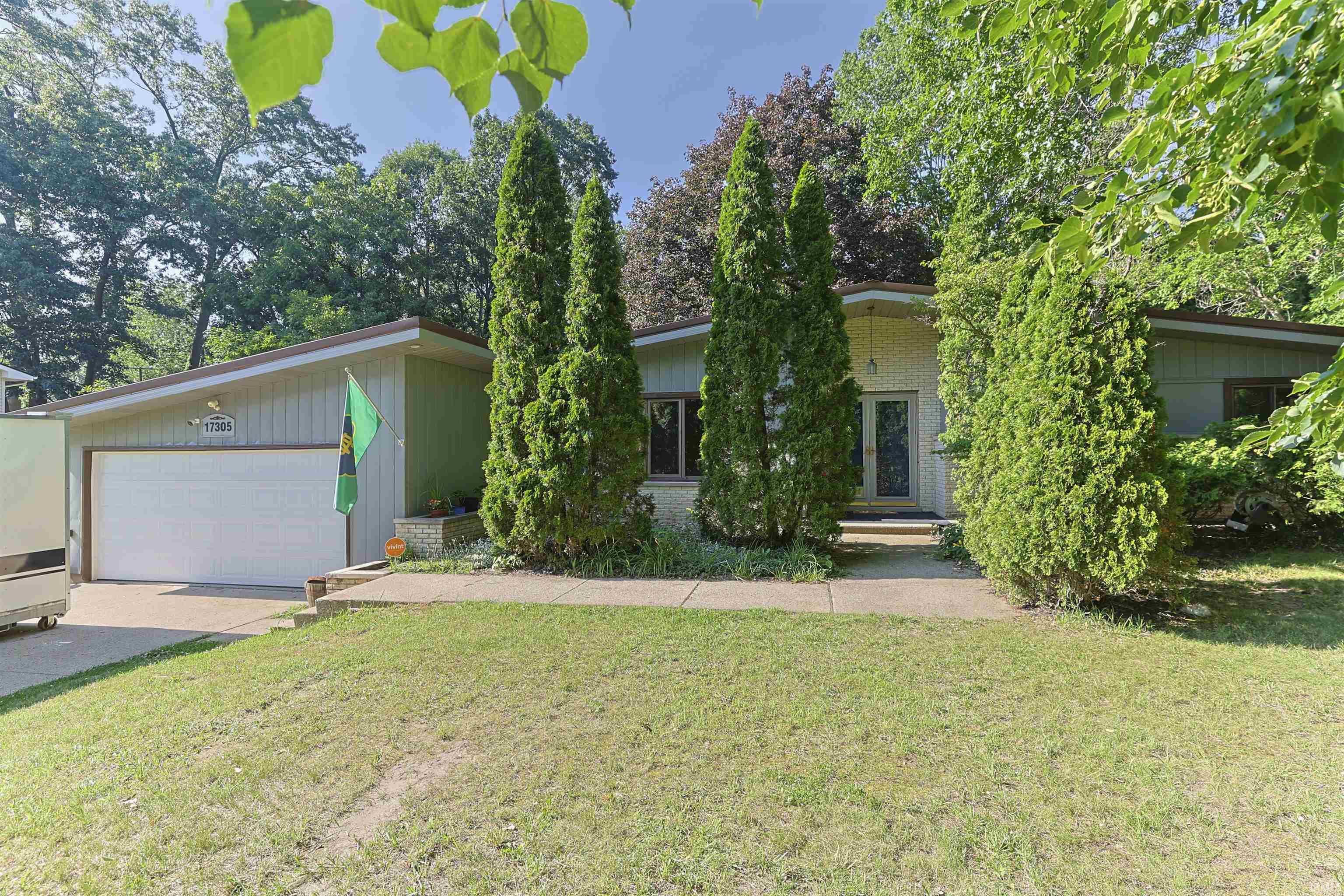 17305 Fergus Drive South Bend IN 46635