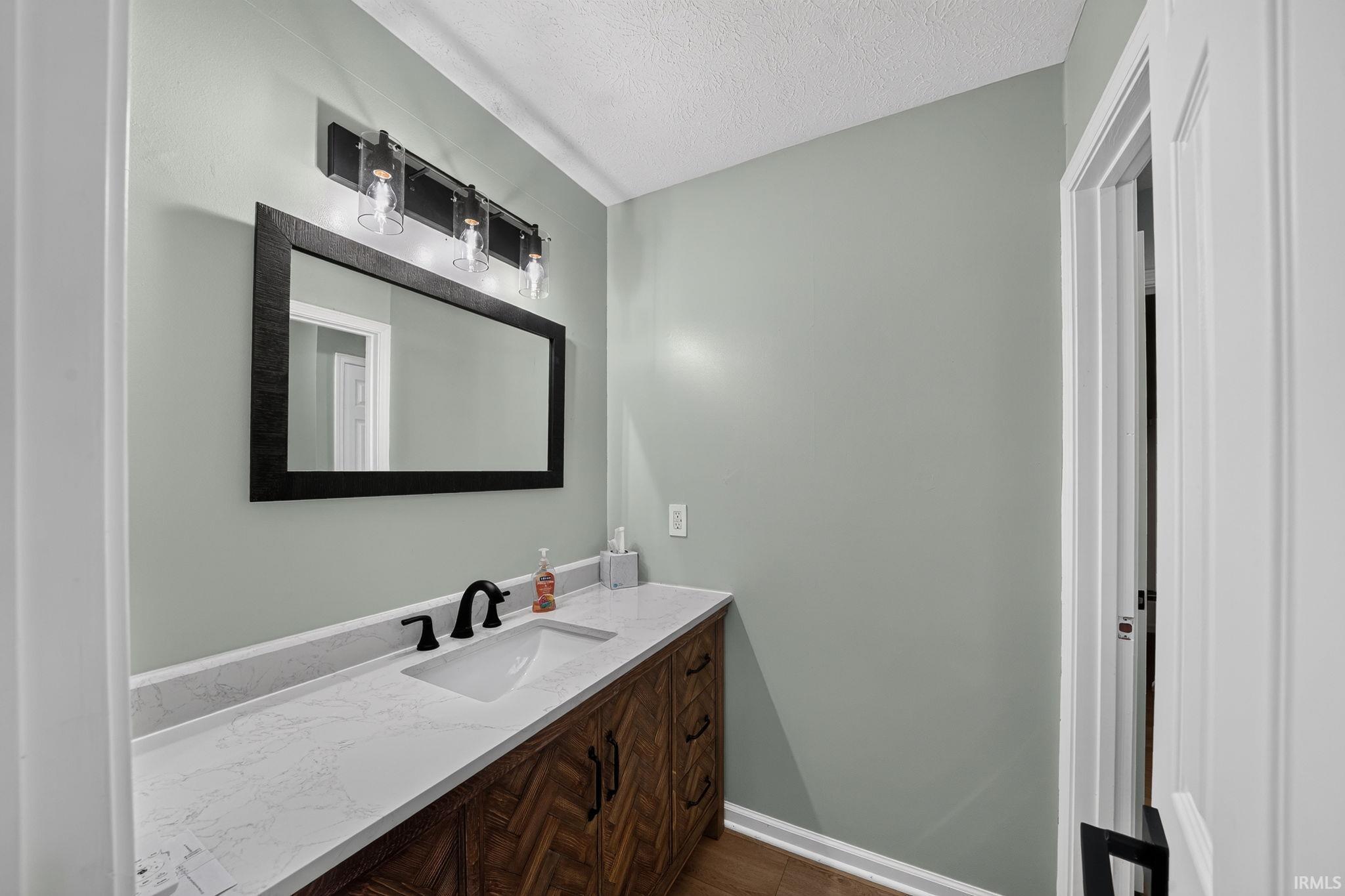 51679 Stoneham Way Granger IN 46530