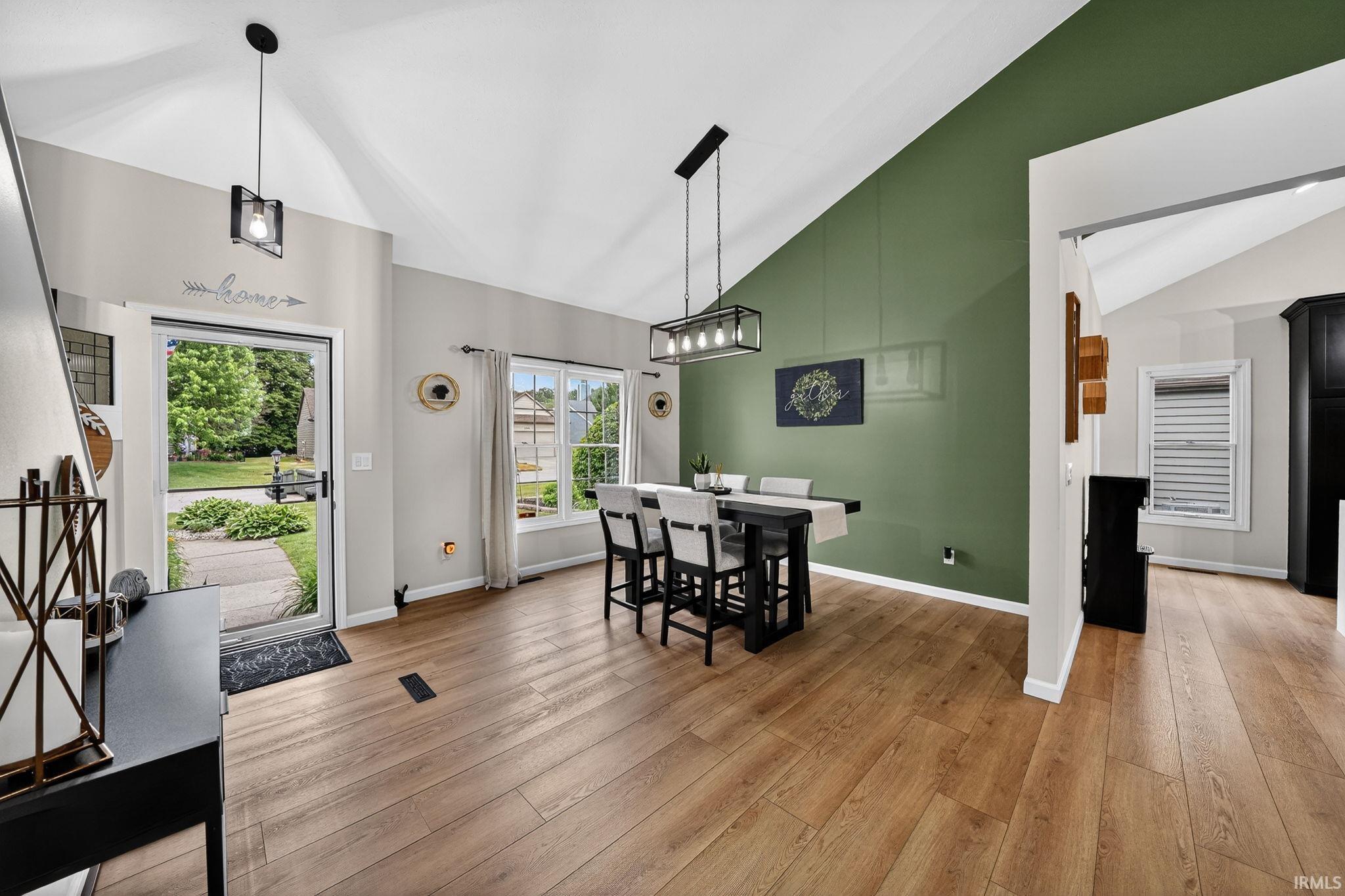 51679 Stoneham Way Granger IN 46530