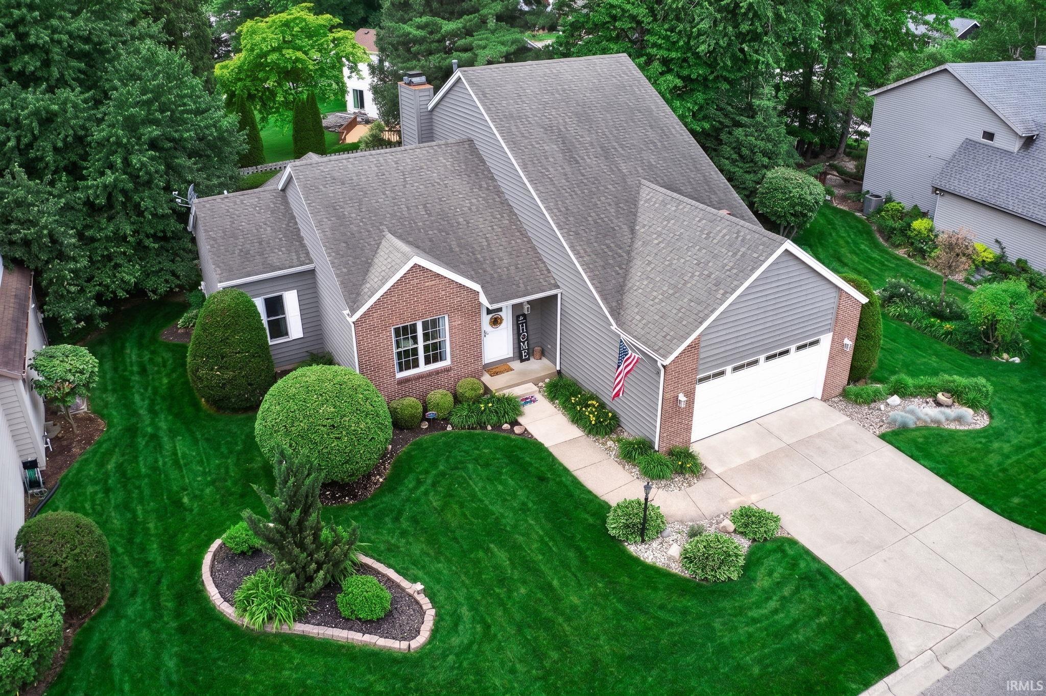 51679 Stoneham Way Granger IN 46530