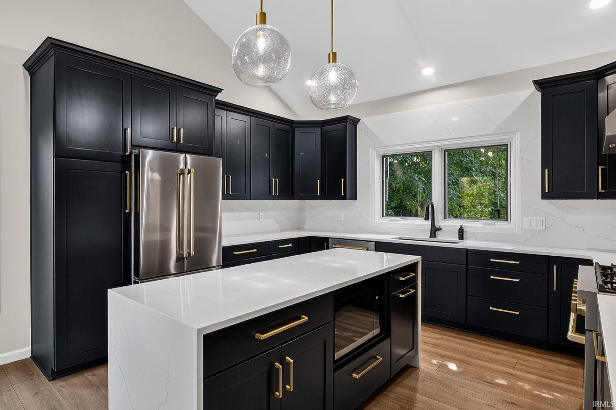 51679 Stoneham Way Granger IN 46530