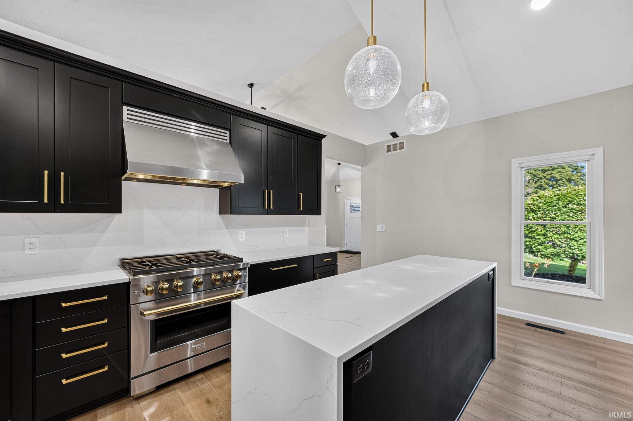 51679 Stoneham Way Granger IN 46530